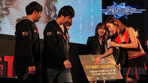 女神泰妍来助阵 新剑与魔法3v3挑战赛中国夺冠
